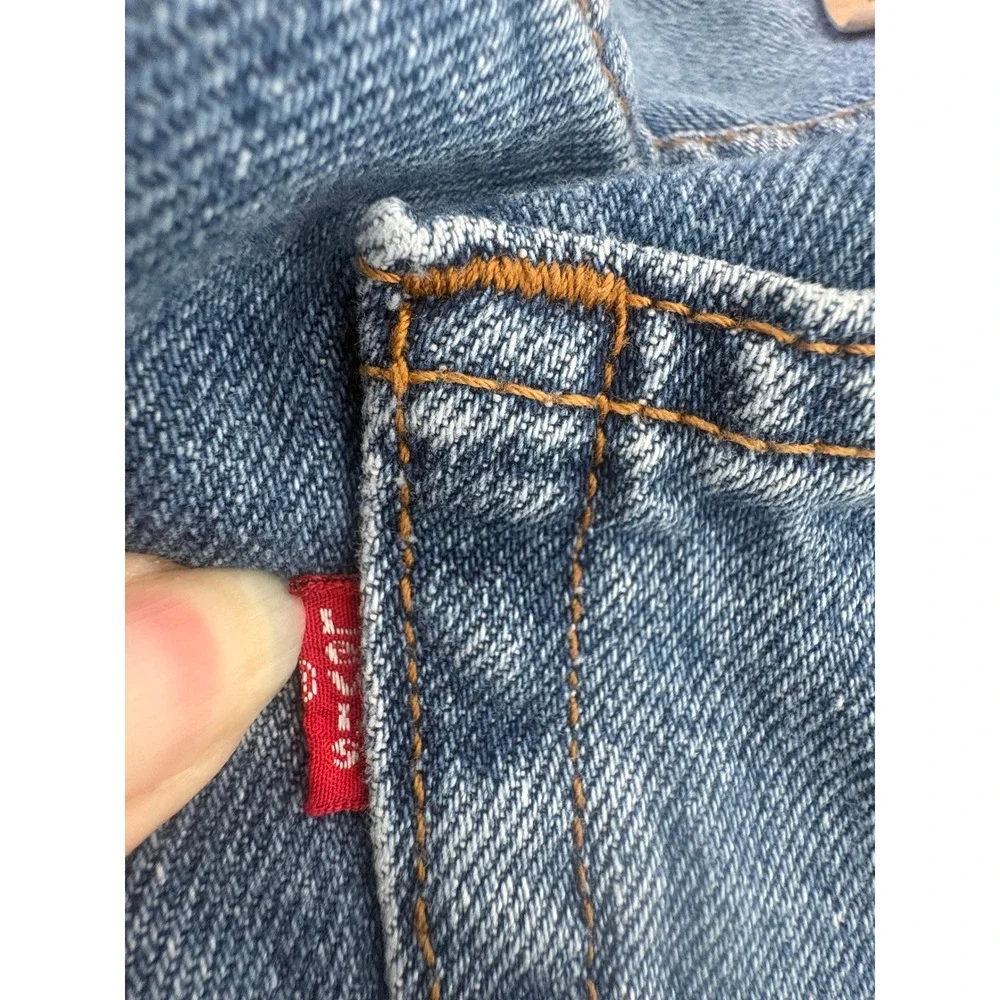 Levis levi 550